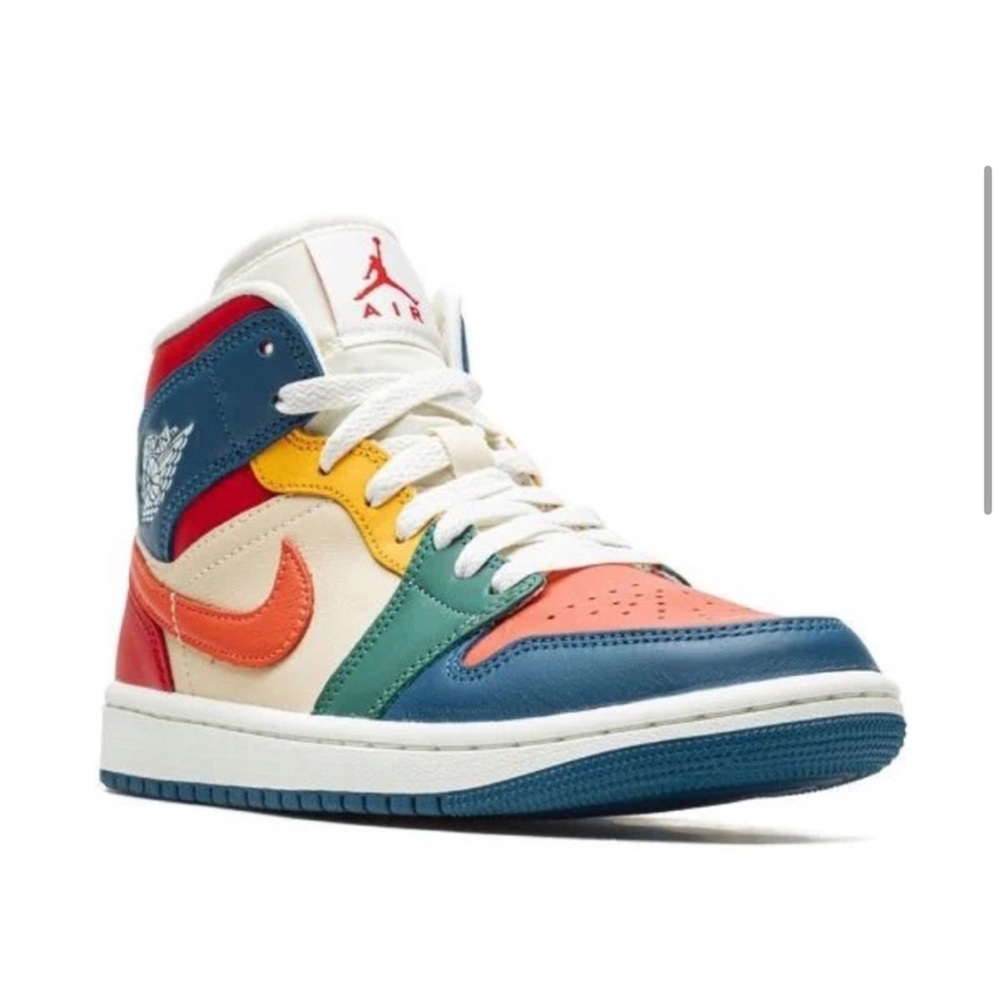 Nike Air Jordan 1 Retro Mid SE WMNS “Multi-color” 2022. Never worn. New in box.